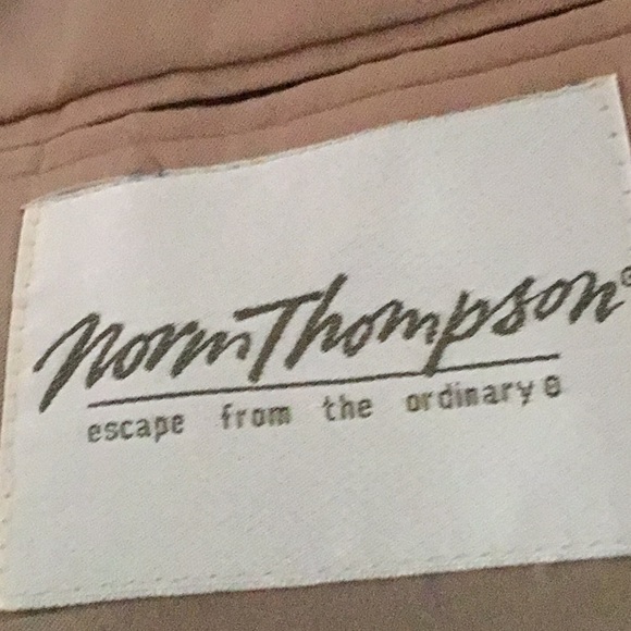 Midweight coat - Picture 7 of 9